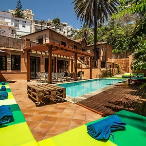 Regionalista 1919: Seaside Retreat With Heated Pool Villa Malaga
