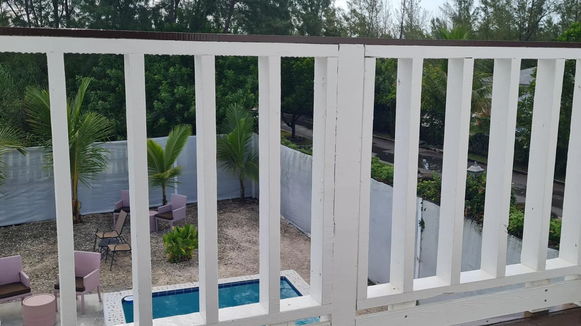 Bell At The Airport Suites Adults Only - Free Airport Transportation Nassau Apartment