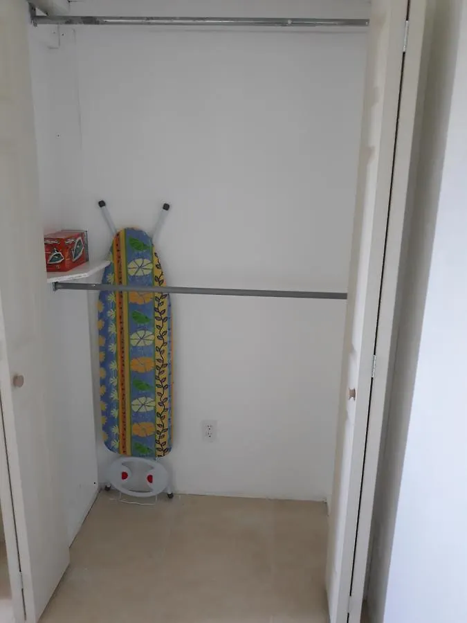 Apartment Bell At The Airport Suites Adults Only - Free Airport Transportation Nassau Bahamas