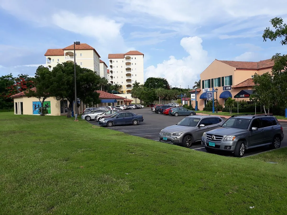 Bell At The Airport Suites Adults Only - Free Airport Transportation Nassau