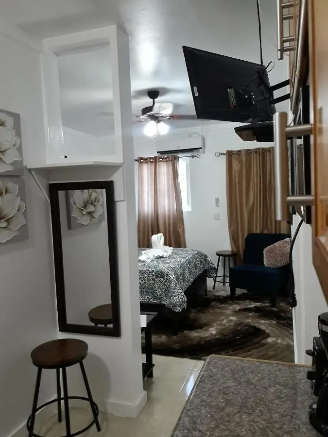 Apartment Bell At The Airport Suites Adults Only - Free Airport Transportation Nassau