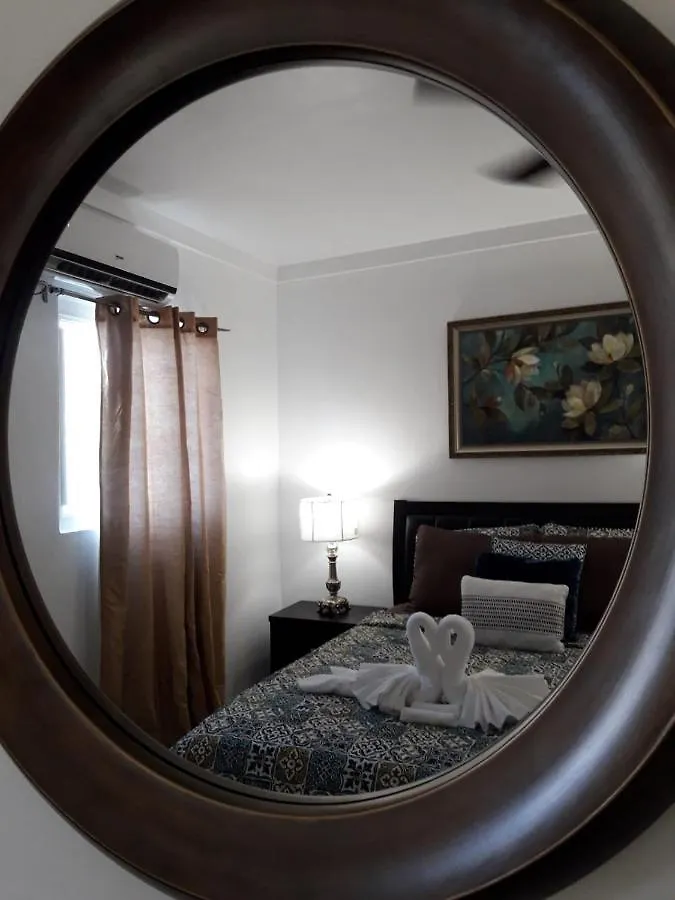 Bell At The Airport Suites Adults Only - Free Airport Transportation Nassau